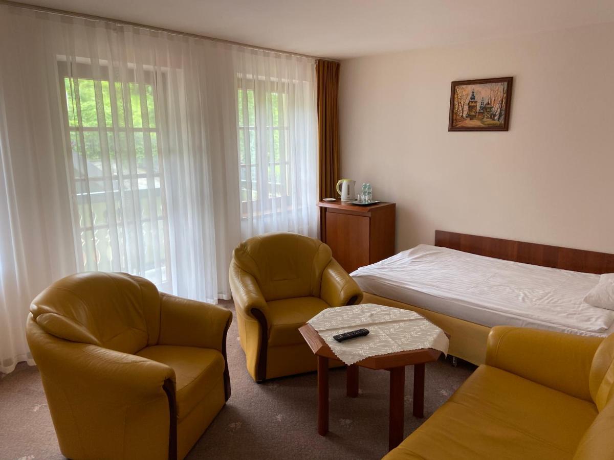 Hotel Grant Krynica Zdroj Exterior photo