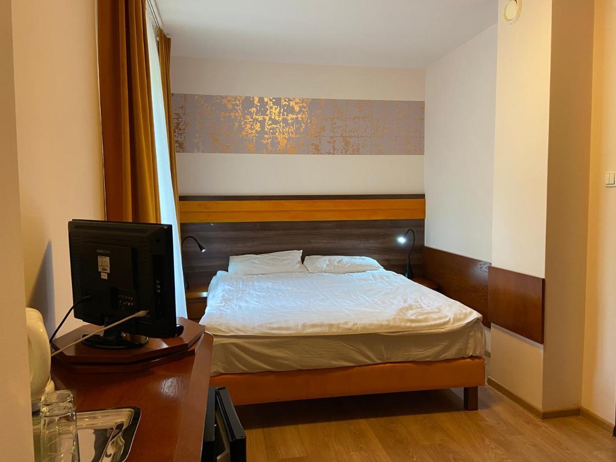 Hotel Grant Krynica Zdroj Exterior photo