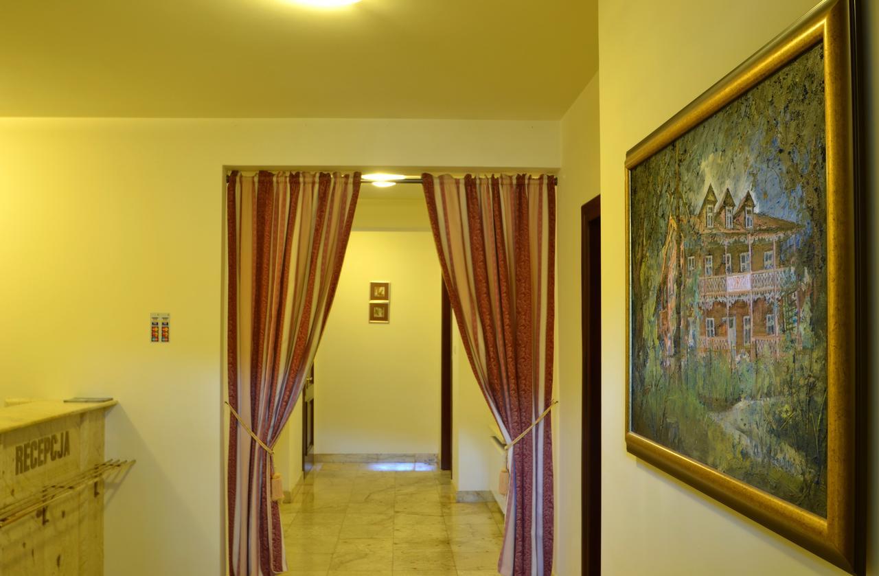 Hotel Grant Krynica Zdroj Exterior photo